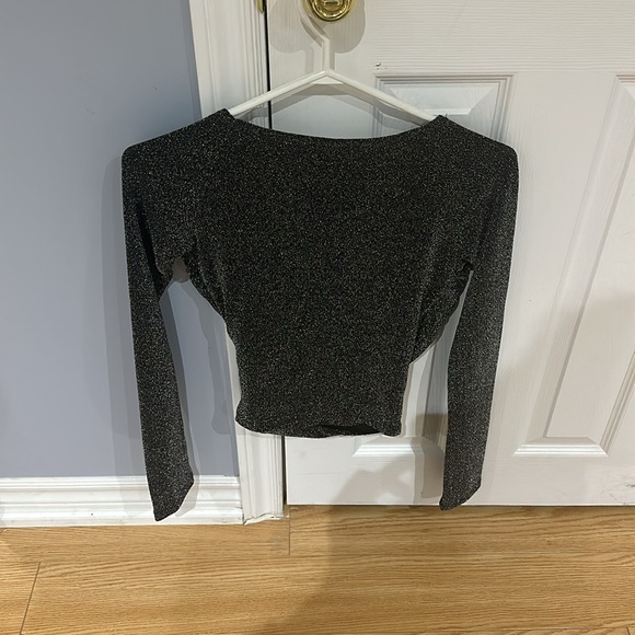 A.C.W. WOMEN CROP TOPS REGULAR FIT IN BLACK - XS - Picture 2 of 7